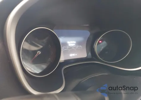 2019 Jeep Compass Latitude 4X4 z USA, uszkodzony, nr VIN 3C4NJDBB4KT809807